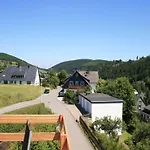 Bei Mit Terrasse