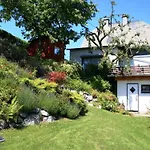 Bei Mit Terrasse Appartement