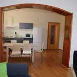 Bei Mit Terrasse Appartement *