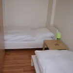 Bei Mit Terrasse Apartment *
