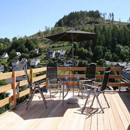 Bei Mit Terrasse 아파트