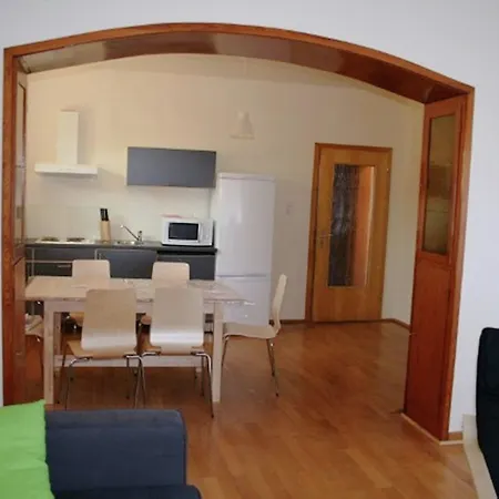 Bei Mit Terrasse شقة *