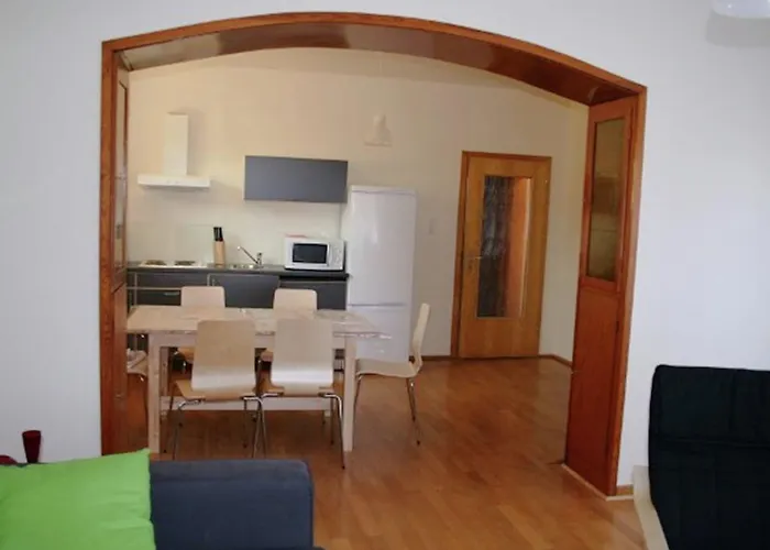 Bei Mit Terrasse Appartement *